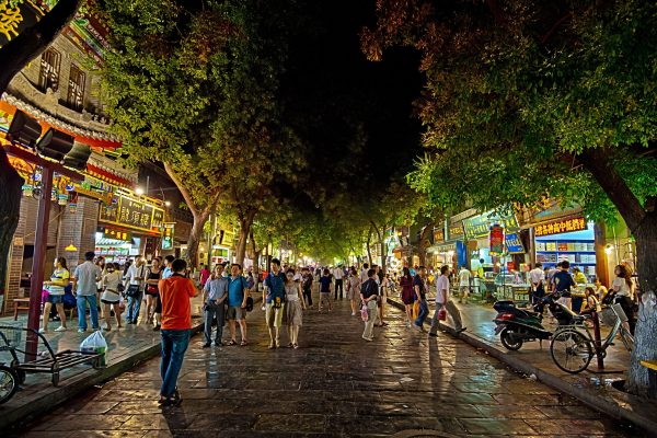 How to Eat Your Way Through Xi’an’s Muslim Quarter (Without Tourist Traps)